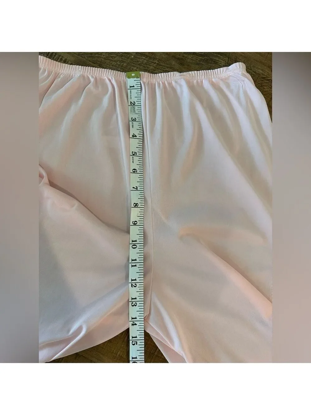 Vanity Fair Pink Pajama Pants. Size Medium. Excellent condition.